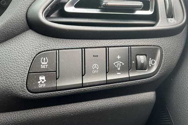 Hyundai i30 1.0T GDI PREMIUM 5DR DCT