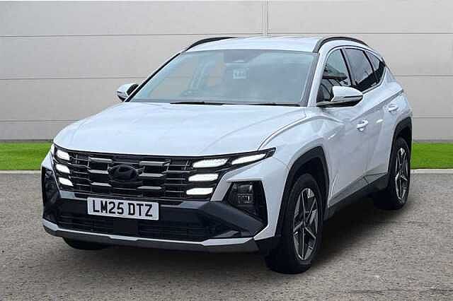 Hyundai TUCSON 1.6T PLUG-IN HYBRID PREMIUM 5DR AUTO Special solid - Atlas white