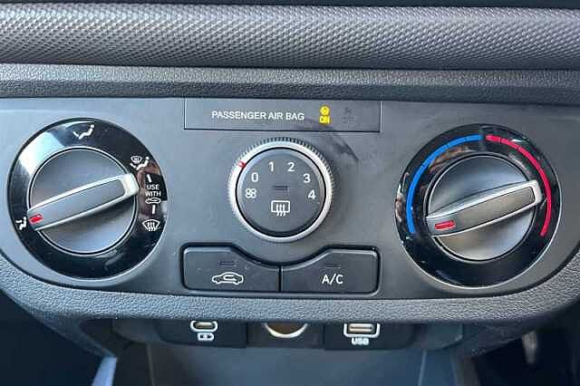 Hyundai i10 1.0 [63] ADVANCE 5DR AUTO [NAV]