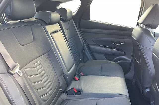 Hyundai TUCSON 1.6T HYBRID PREMIUM 5DR AUTO White