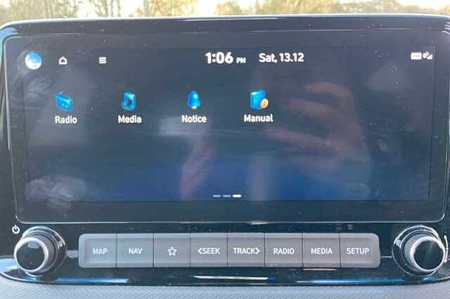 Hyundai KONA 1.6 GDI HYBRID PREMIUM 5DR DCT