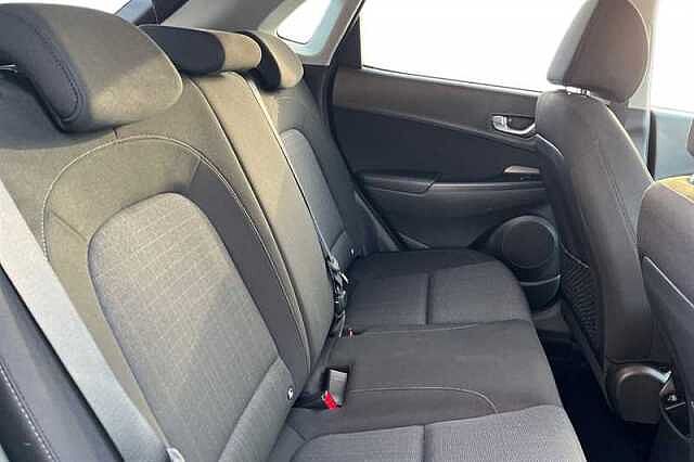 Hyundai KONA 1.6 GDI HYBRID PREMIUM 5DR DCT