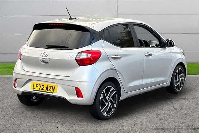 Hyundai I10 1.2 MPI PREMIUM 5DR AUTO SILVER