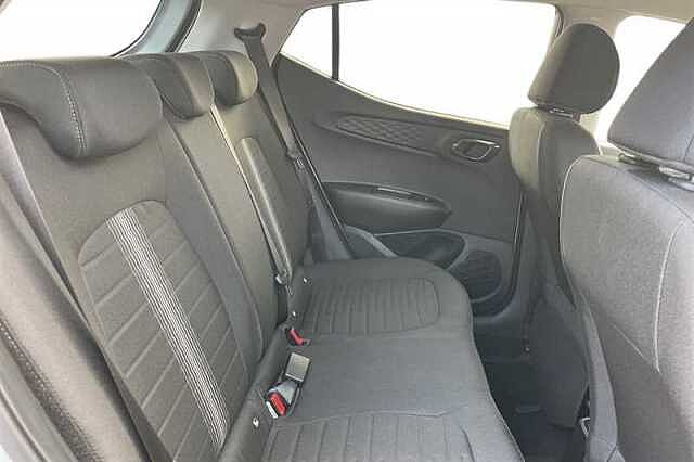 Hyundai I10 1.2 MPI PREMIUM 5DR AUTO SILVER