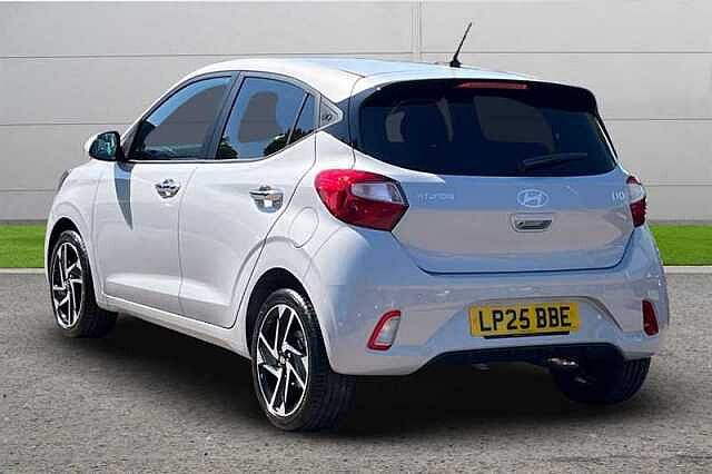 Hyundai I10 1.0 [63] PREMIUM 5DR [NAV] Pearl - Lumen grey