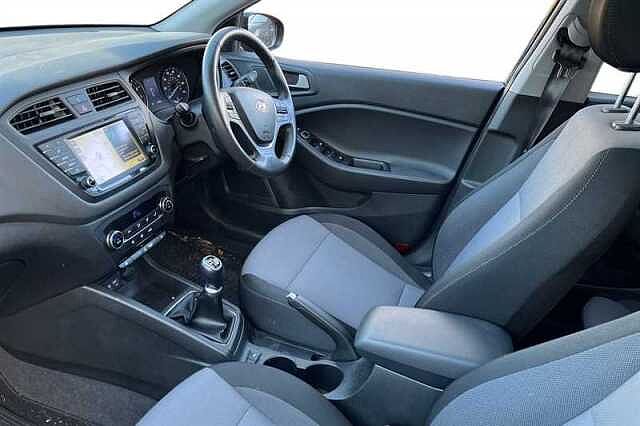 Hyundai I20 1.2 PREMIUM SE NAV 5DR BLACK
