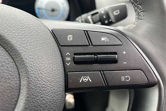 Hyundai BAYON 1.0 TGDI ULTIMATE 5DR DCT VIBRANT BLUE