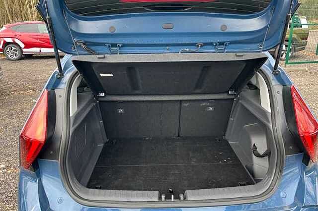 Hyundai BAYON 1.0 TGDI ULTIMATE 5DR DCT VIBRANT BLUE