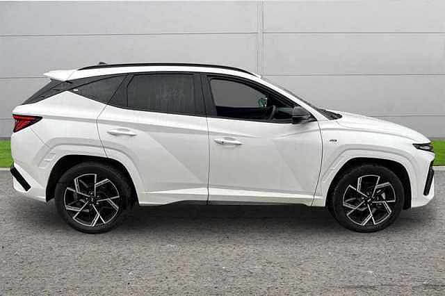 Hyundai TUCSON 1.6T HYBRID N LINE 5DR AUTO SERENITY WHITE