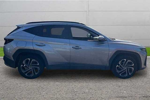 Hyundai TUCSON 1.6T PLUG-IN HYBRID ULTIMATE 5DR 4WD AUTO SHIMMERING SILVER
