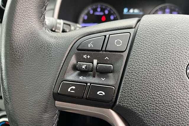 Hyundai TUCSON 1.6 T-GDI PREMIUM SE 5DR FIERY RED