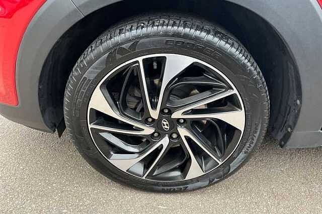 Hyundai TUCSON 1.6 T-GDI PREMIUM SE 5DR FIERY RED