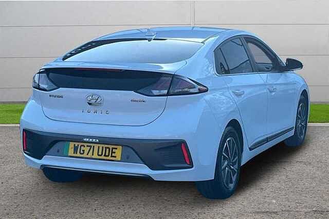 Hyundai IONIQ 100KW PREMIUM SE 38KWH 5DR AUTO