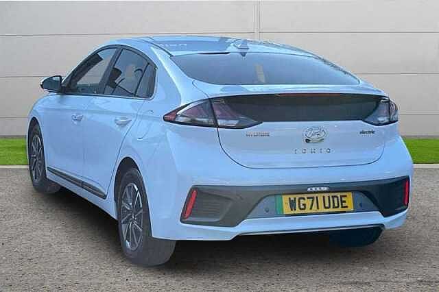 Hyundai IONIQ 100KW PREMIUM SE 38KWH 5DR AUTO