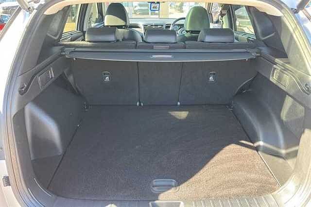 Hyundai TUCSON 1.6 TGDI HYBRID 230 ULTIMATE 5DR 2WD AUTO SHIMMERING SILVER