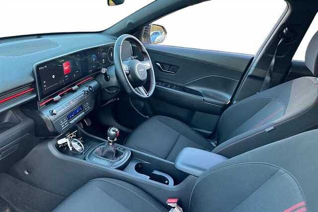 Hyundai KONA 1.6T 138 N LINE 5DR SHIMMERING SILVER