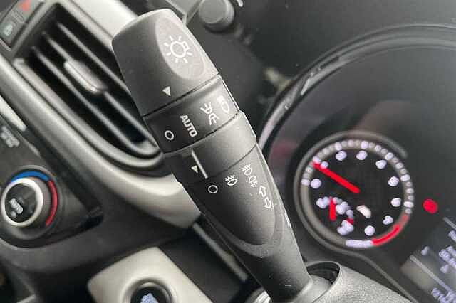 Hyundai I10 1.0 PREMIUM 5DR ATLAS WHITE