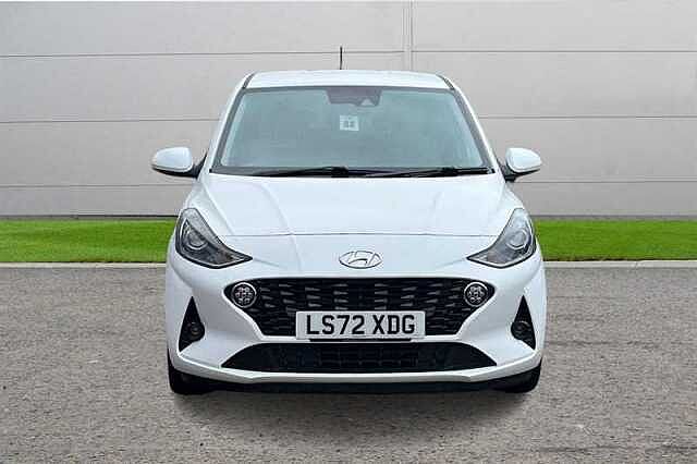 Hyundai I10 1.0 PREMIUM 5DR ATLAS WHITE