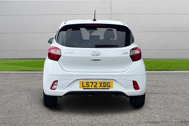 Hyundai I10 1.0 PREMIUM 5DR ATLAS WHITE