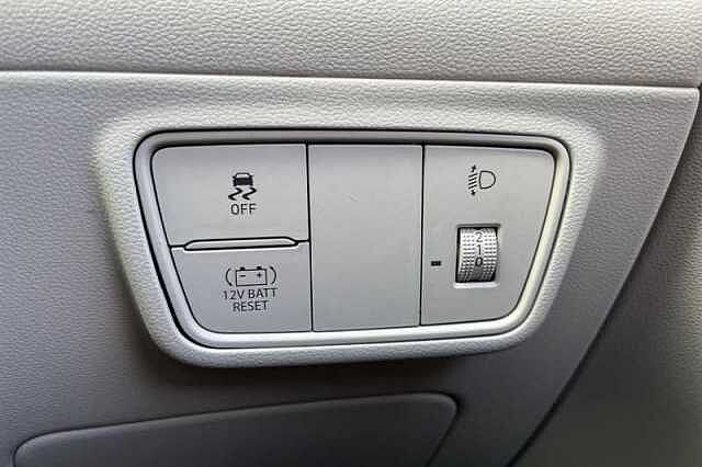 Hyundai TUCSON 1.6 TGDI HYBRID 230 PREMIUM 5DR 2WD AUTO SUNSET RED