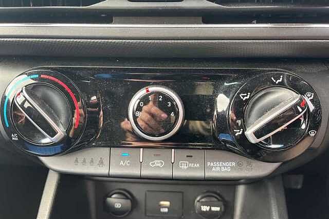 Hyundai KONA 1.0 TGDI 48V MHEV SE CONNECT 5DR CYBER GREY