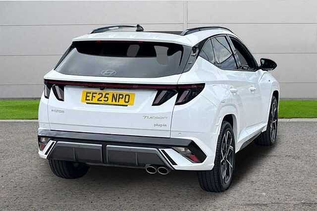 Hyundai TUCSON 1.6T PLUG-IN HYBRID N LINE S 5DR AUTO ATLAS WHITE