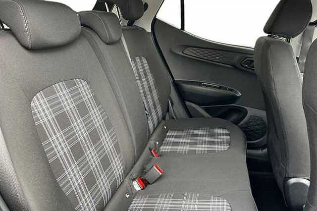 Hyundai i10 1.0 [63] PREMIUM 5DR AUTO [NAV]