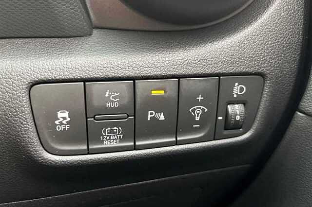 Hyundai KONA 1.6 GDI HYBRID ULTIMATE 5DR DCT