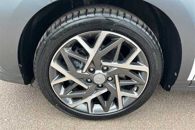 Hyundai KONA 1.6 GDI HYBRID ULTIMATE 5DR DCT