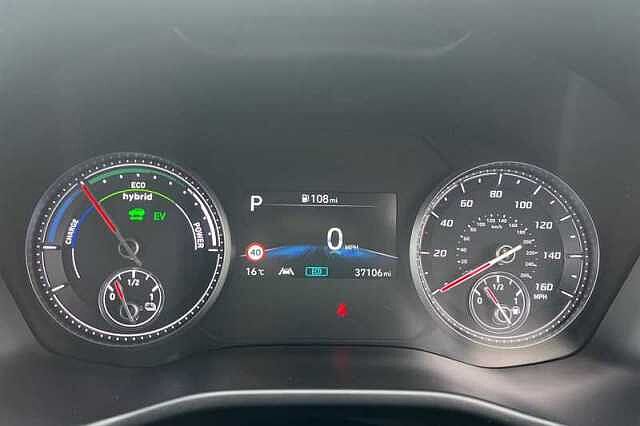 Hyundai SANTA FE 1.6 TGDI HYBRID PREMIUM 5DR AUTO