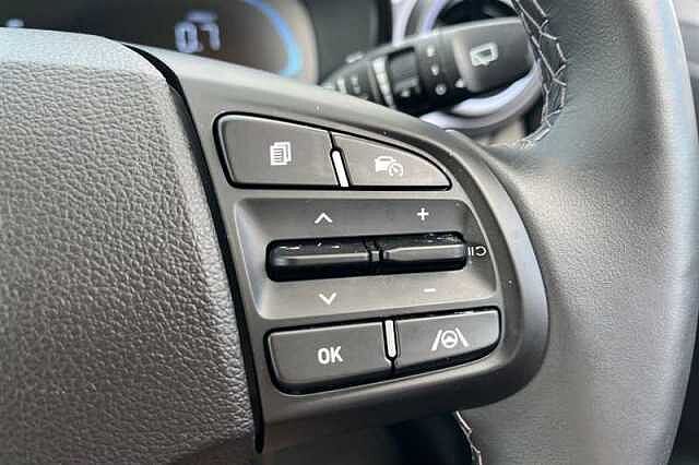 Hyundai I10 1.2 [79] PREMIUM 5DR AUTO [NAV] ATLAS WHITE
