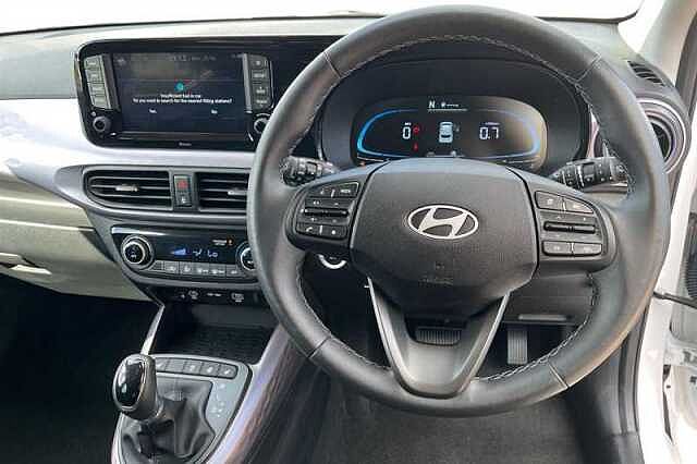 Hyundai I10 1.2 [79] PREMIUM 5DR AUTO [NAV] ATLAS WHITE