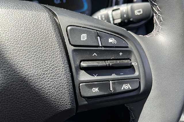 Hyundai I10 1.2 [79] PREMIUM 5DR AUTO [NAV] VIBRANT BLUE