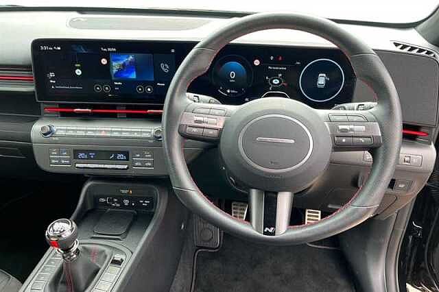 Hyundai KONA 1.6T 138 N LINE 5DR Abyss black