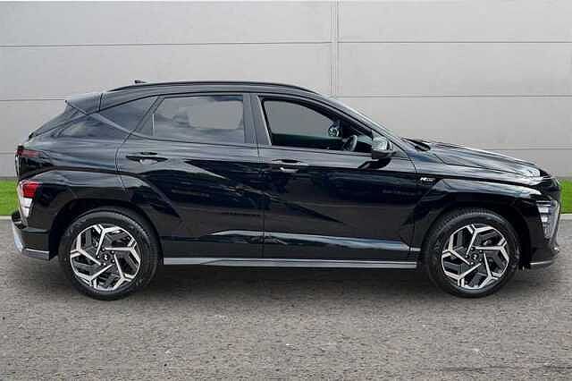 Hyundai KONA 1.6T 138 N LINE 5DR Abyss black
