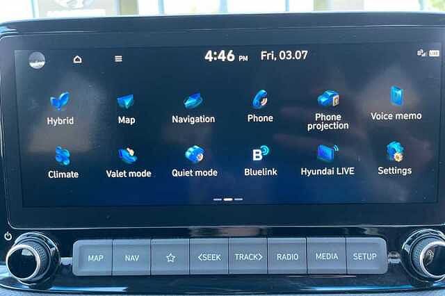 Hyundai KONA 1.6 GDI HYBRID PREMIUM 5DR DCT DIVE BLUE