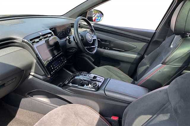 Hyundai TUCSON 1.6 TGDI HYBRID 230 N LINE S 5DR 2WD AUTO PHANTOM BLACK
