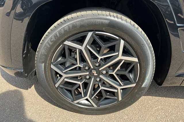 Hyundai TUCSON 1.6 TGDI HYBRID 230 N LINE S 5DR 2WD AUTO PHANTOM BLACK