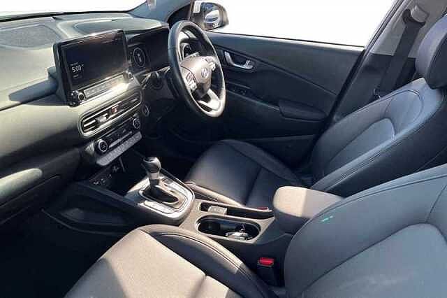 Hyundai KONA 1.6 GDI HYBRID ULTIMATE 5DR DCT ATLAS WHITE