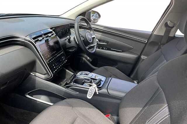 Hyundai TUCSON 1.6 TGDI HYBRID 230 PREMIUM 5DR 2WD AUTO PHANTOM BLACK
