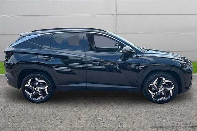 Hyundai TUCSON 1.6 TGDI HYBRID 230 PREMIUM 5DR 2WD AUTO PHANTOM BLACK