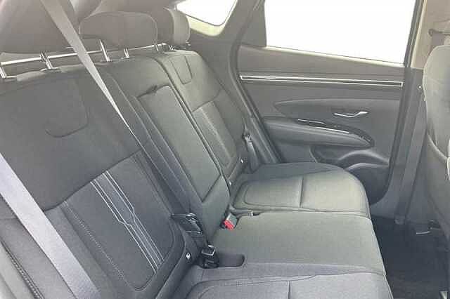 Hyundai TUCSON 1.6 TGDI HYBRID 230 PREMIUM 5DR 2WD AUTO PHANTOM BLACK