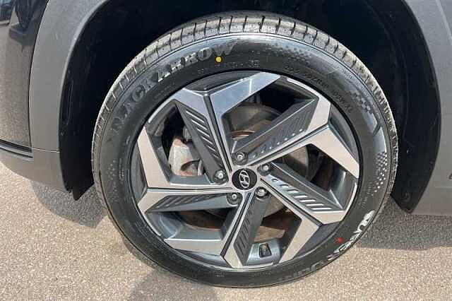 Hyundai TUCSON 1.6 TGDI HYBRID 230 PREMIUM 5DR 2WD AUTO PHANTOM BLACK