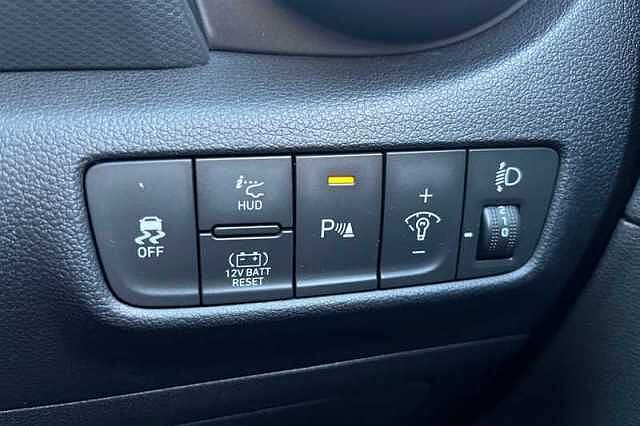 Hyundai KONA 1.6 GDI HYBRID ULTIMATE 5DR DCT