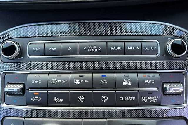 Hyundai SANTA FE 1.6 TGDI PLUG-IN HYBRID ULTIMATE 5DR 4WD AUTO