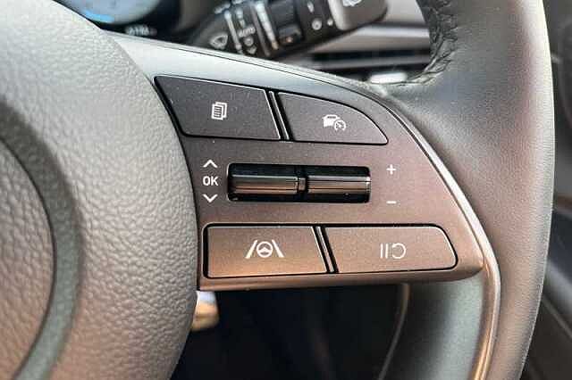 Hyundai BAYON 1.0 TGDI [90] TECH LINE 5DR DCT