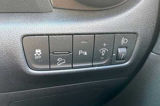 Hyundai KONA 1.0 TGDI 48V MHEV PREMIUM 5DR
