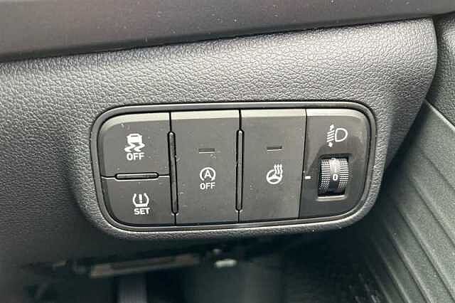 Hyundai i20 1.0T GDI 90 TECH LINE 5DR DCT