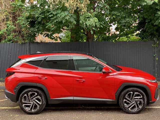 Hyundai TUCSON 1.6T Ultimate 5dr Engine Red