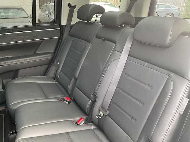 Hyundai Santa Fe 1.6 TGDi Hybrid Ultimate 5dr 4WD Auto